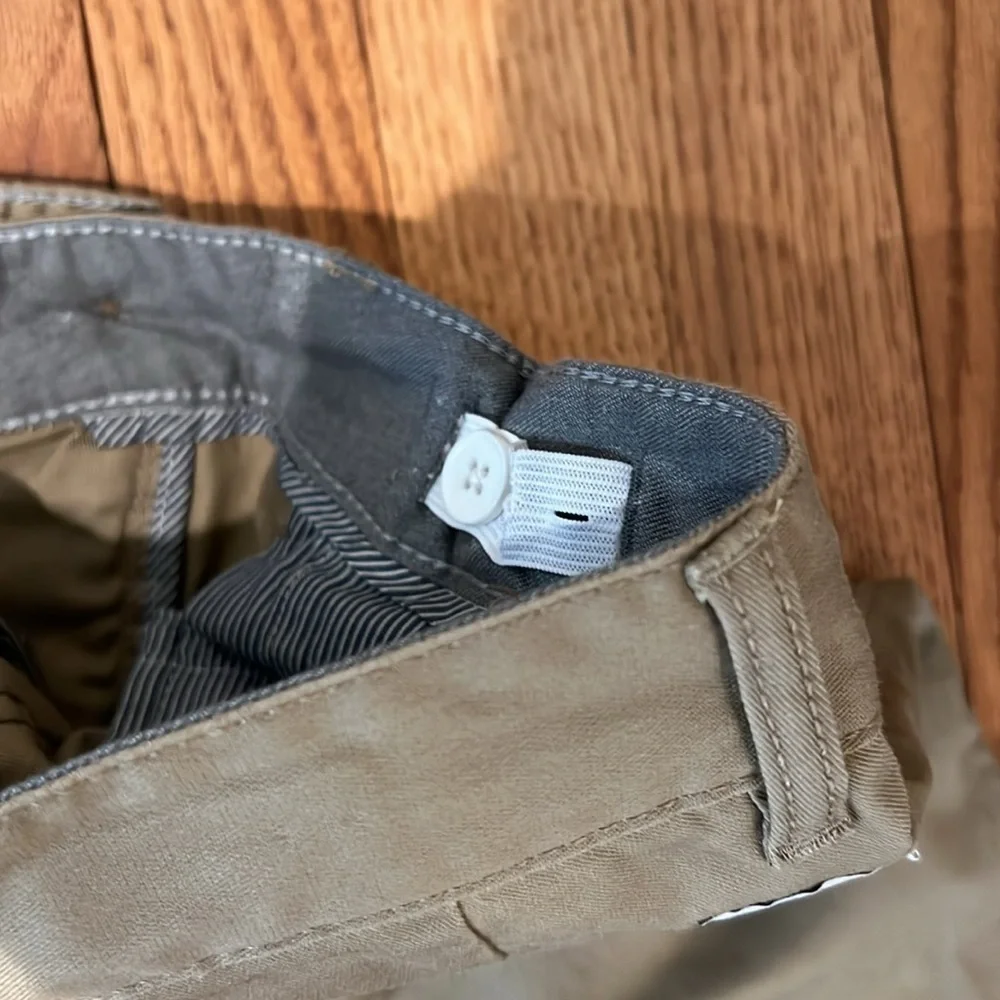 Quiksilver Khaki Boys Shorts Size 25